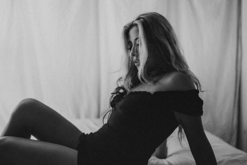 How Much Should I Be Paying for an Escort?